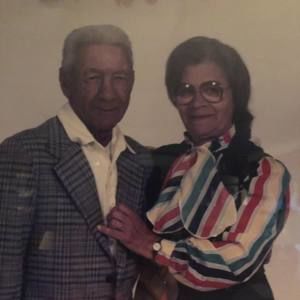 Meet your Posher, Alexis